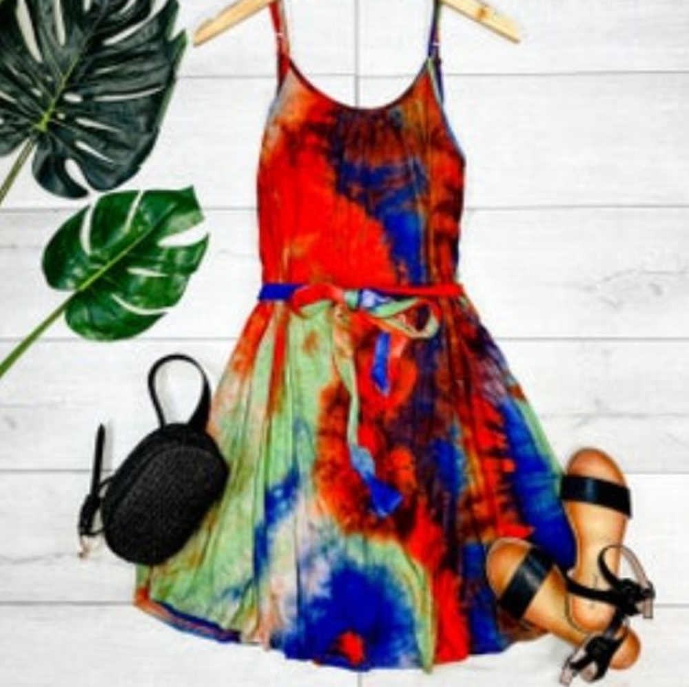 Beautiful Boutique spaghetti strap A-line flowy tie die dress